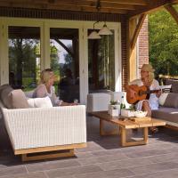 Replacing Your Backyard Screen Door